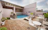 Swimming Pool 4 Diamond Suites and Residences 