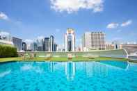 Swimming Pool Graceland Bangkok by Grace Hotel