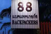 Exterior 88 Backpackers