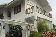 Exterior Baan Parinda (Pom Pom Home)