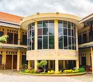 Exterior 2 Griya Inayah Syariah 