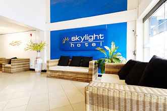 Lobi 4 Skylight Hotel