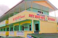 Lobi White Beach Hotel