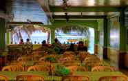 Nhà hàng 7 White Beach Resort - Puerto Galera