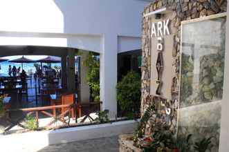 Bangunan 4 Ark Bayz Suites