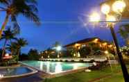 สระว่ายน้ำ 6 Fort Ilocandia Resort Hotel