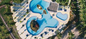 Kolam Renang 2 Paradise Hotel Golf & Resort