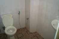 Toilet Kamar Hotel Sea Ambon