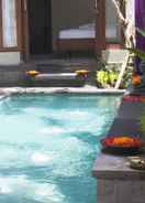 SWIMMING_POOL Villa Kubu Arya