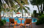Swimming Pool 6 iL Mare Resort