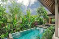 Swimming Pool Villa Nangka 