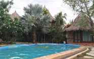 Swimming Pool 3 Amphawa Club Resort