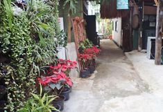 ภายนอกอาคาร 6 NR Homestay Amphawa