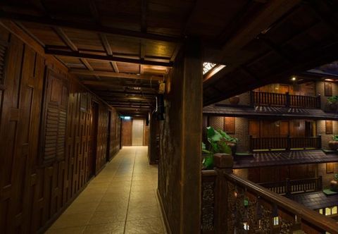 ภายนอกอาคาร True Siam Rangnam Hotel