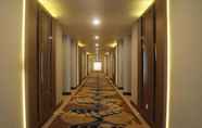 ล็อบบี้ 6 Sutan Raja Hotel & Convention Centre Kotamobagu