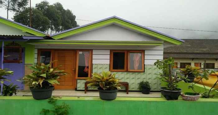 Bên ngoài Homestay Angel Gunung Bromo