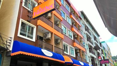 外部的 4 FunDee Boutique Hotel