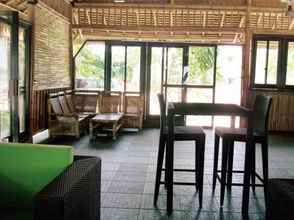 Lobi 4 Bumbangku Beach Cottages Bar & Restaurant