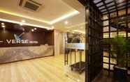 Lobi 3 Verse Hotel Cirebon