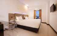 Kamar Tidur 6 Verse Hotel Cirebon