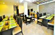 ร้านอาหาร 7 West Loch Park Hotel Santo Domingo