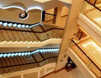 Lobby 2 The Reef Hotel and Residences