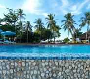 Swimming Pool 5 Huma Island Resort and Spa