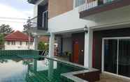 สระว่ายน้ำ 3 Ricco Residence Suvarnabhumi
