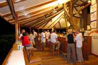 Bar, Cafe and Lounge El Galleon Beach Resort