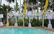 Swimming Pool 5 Chateau del Mar