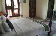 Kamar Tidur 7 By Dorry Bed and Breakfast  