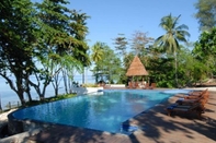 Swimming Pool Asana Biak Hotel Papua