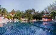 Kolam Renang 3 Coconut Beach Resort