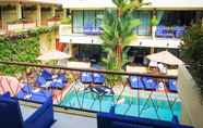 Kolam Renang 5 CC's Hideaway Hotel