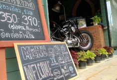 Lobi 3 Hipstel Hostel & Bistro @ 55