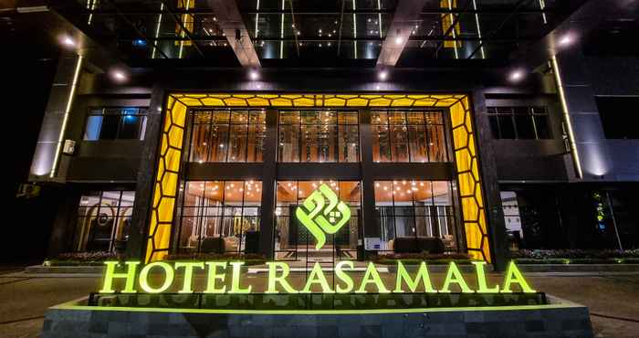 ภายนอกอาคาร Hotel Rasamala