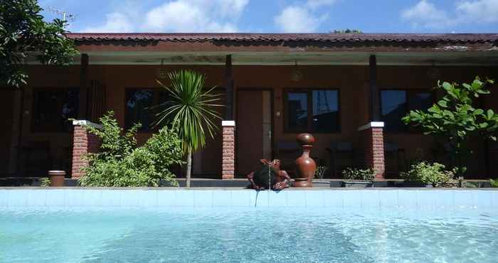 Kolam Renang Roemah Kita Boutique Hotel