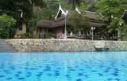 สระว่ายน้ำ 7 Bhumiyama Beach Resort