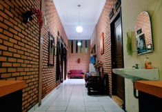 Lobi 7 Arinda Guest House Syariah