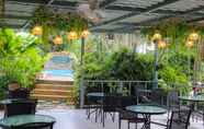 Restoran 4 Andaman Seaside Resort