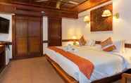 Kamar Tidur 2 Tropica Bungalow Hotel