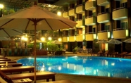 Hồ bơi 2 Baron Beach Hotel (SHA)