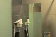 In-room Bathroom Hotel Austin Paradise @ Pulai Utama
