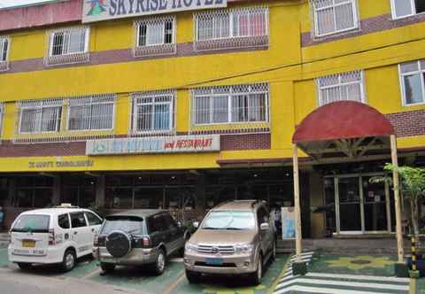 Bangunan Skyrise Hotel Apartelle and Restaurant