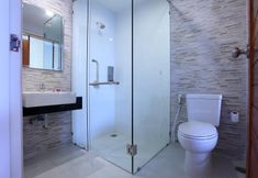 In-room Bathroom 4 Clear House Resort
