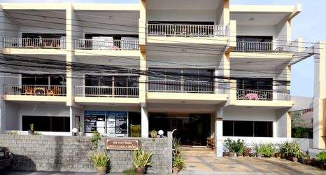 外観 2 Deng's Kamala Beach Resort