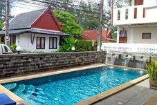 スイミングプール Deng's Kamala Beach Resort