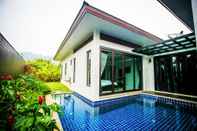 Swimming Pool Buabaan Villa