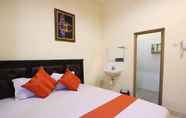 Bedroom 2 Hotel Syariah Walisongo Surabaya