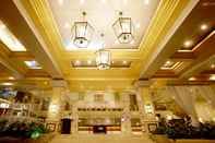 Lobi The Royal Mandaya Hotel